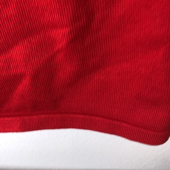 Love Ever After  Top with Ruffled Sleeves.   XL - Picture 8 of 8